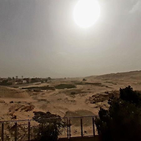 Tut Pyramids View Hotel Kafrat al Jabal ภายนอก รูปภาพ