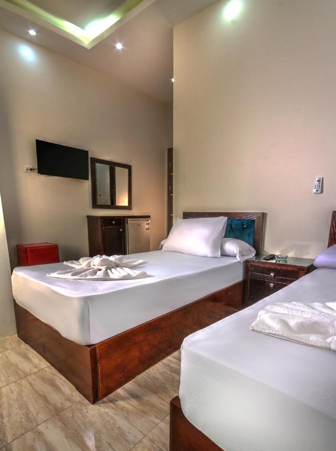 Tut Pyramids View Hotel Kafrat al Jabal ภายนอก รูปภาพ