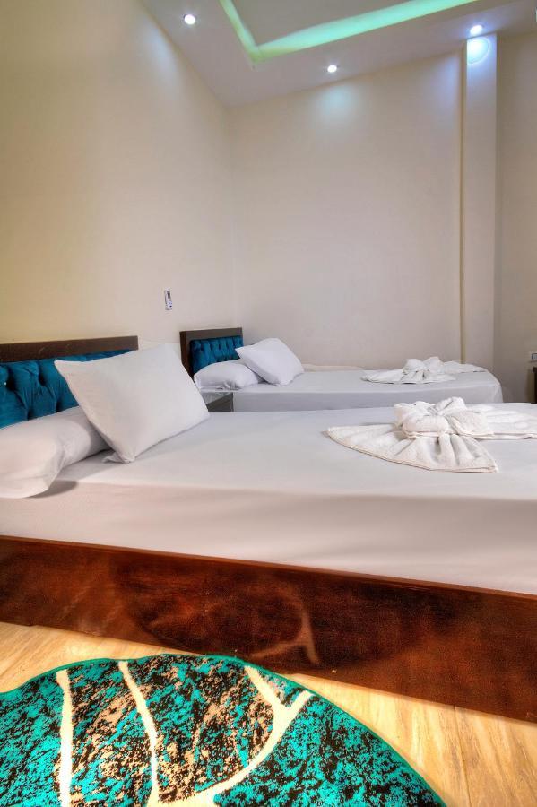 Tut Pyramids View Hotel Kafrat al Jabal ภายนอก รูปภาพ
