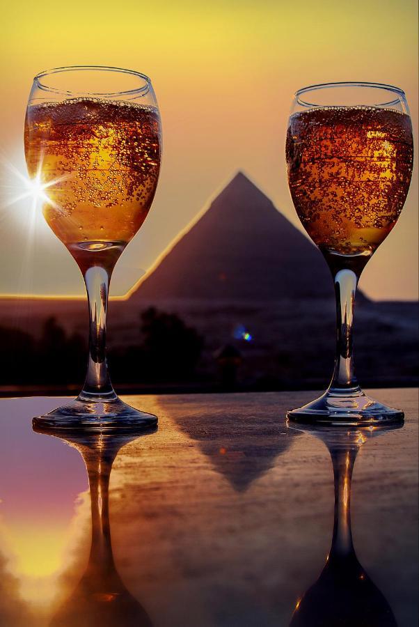 Tut Pyramids View Hotel Kafrat al Jabal ภายนอก รูปภาพ