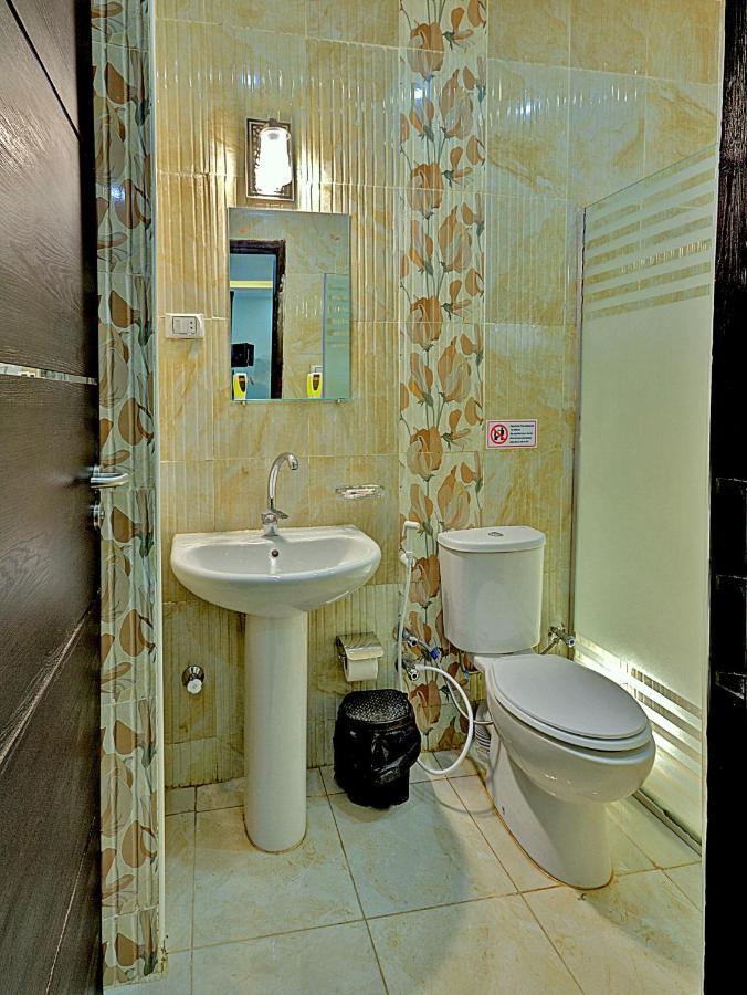 Tut Pyramids View Hotel Kafrat al Jabal ภายนอก รูปภาพ
