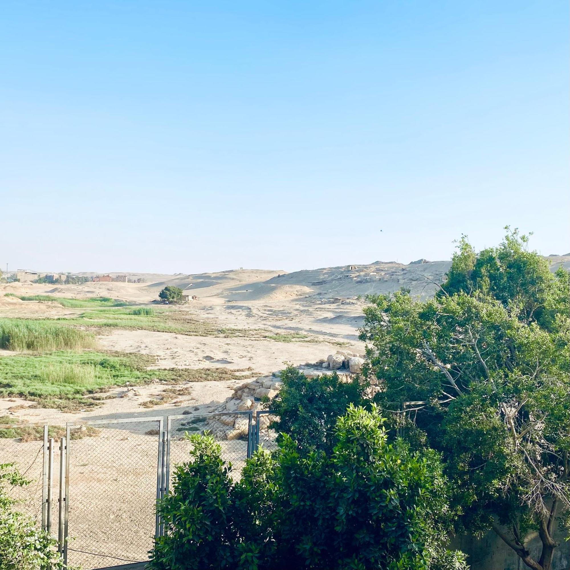Tut Pyramids View Hotel Kafrat al Jabal ภายนอก รูปภาพ